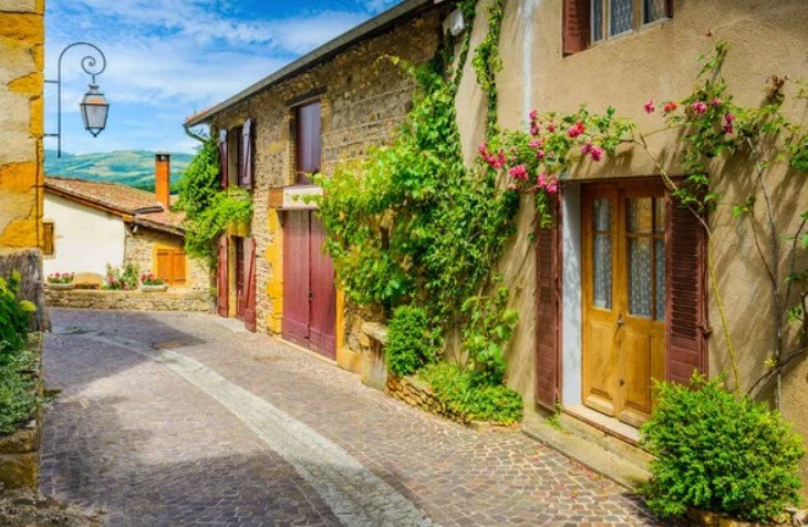 Ternand, France